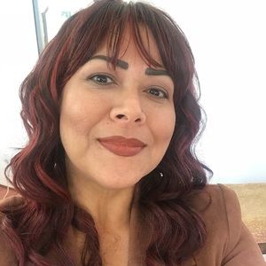 Meet your Posher, Carolina